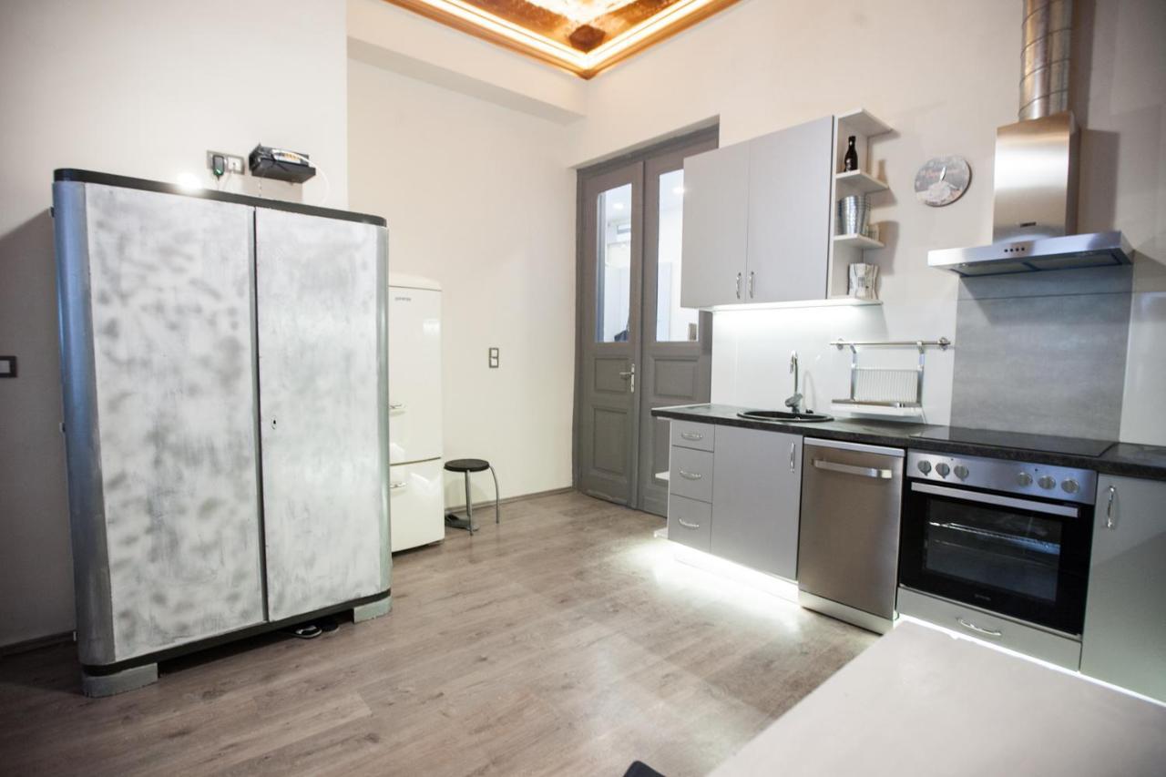 N42 By Small Home Budapest Exterior foto
